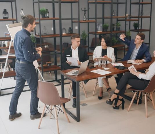 4 Soft Skills That Employers Need in Workplace