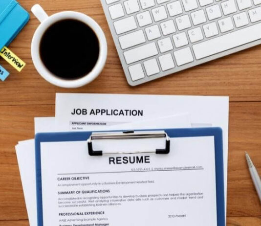What Employers Read in Your Resume and How To Make It Stand Out resume