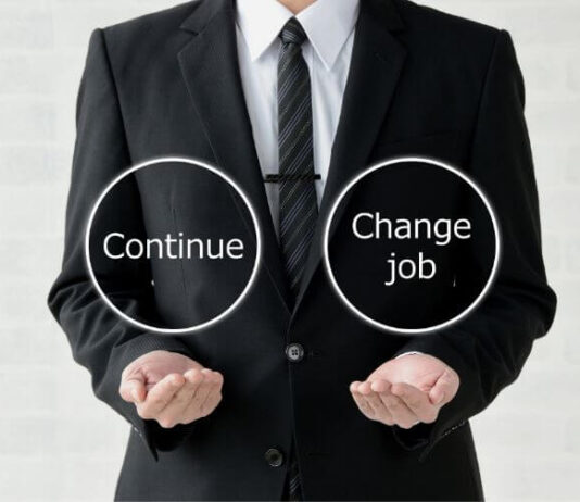 Time To Leave and Change Your career – 5 Clear-Cut Signs Career Change