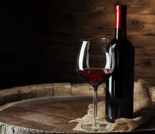 9 Clever Ways To Open A Wine Bottle Without Opener Ways to Open Wine bottle without Opener