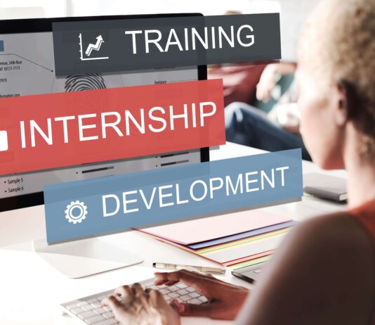 How To Turn Your Internship Into A Permanent Job At The Same Company Ways-to-Turn-Internship-into-Permanent-Job